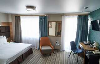 Гостиница Арбат Челябинск Джуниор Сюит – Двухместный номер с большой кроватью-2